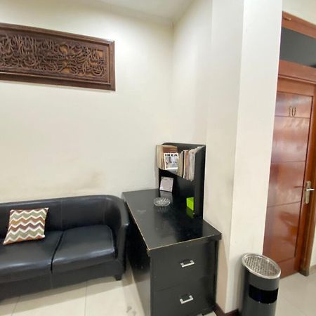 Oyo 2357 Syariah Grand Raudhah Hotel Jakarta Ngoại thất bức ảnh