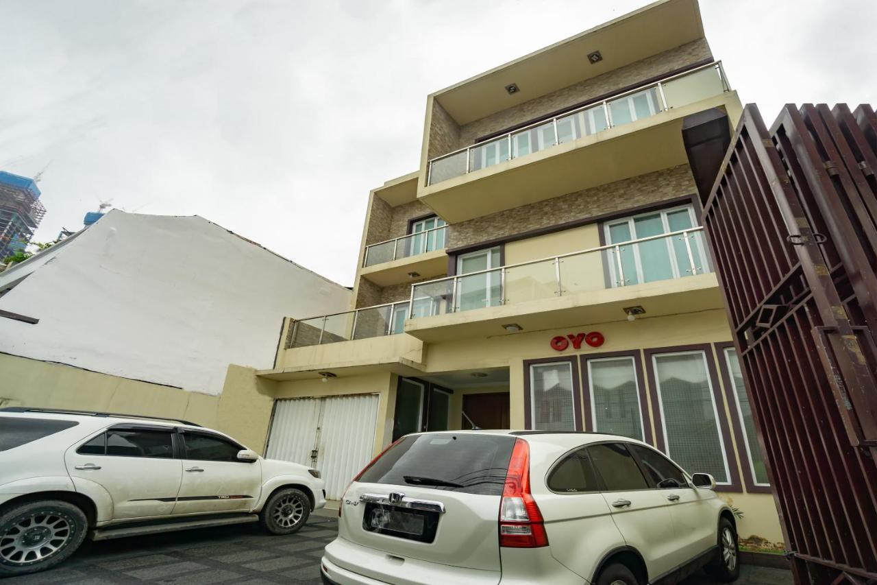 Oyo 2357 Syariah Grand Raudhah Hotel Jakarta Ngoại thất bức ảnh