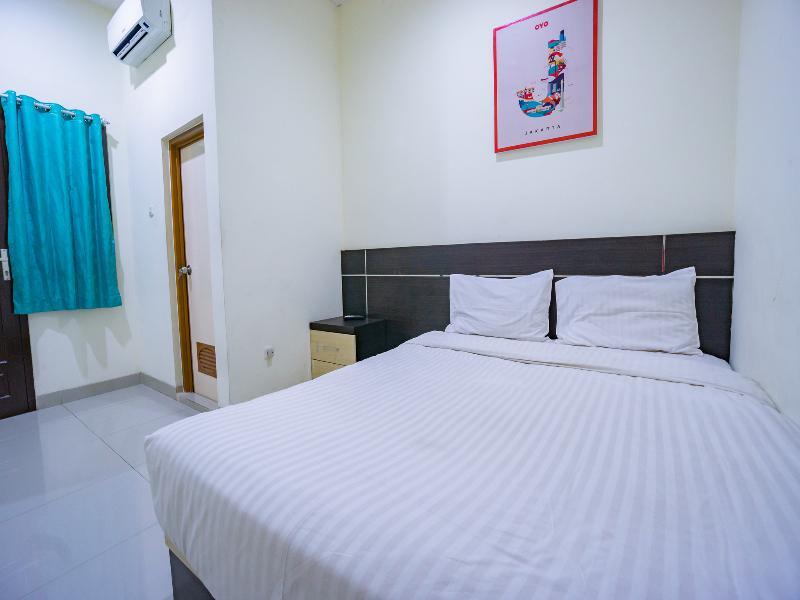 Oyo 2357 Syariah Grand Raudhah Hotel Jakarta Ngoại thất bức ảnh