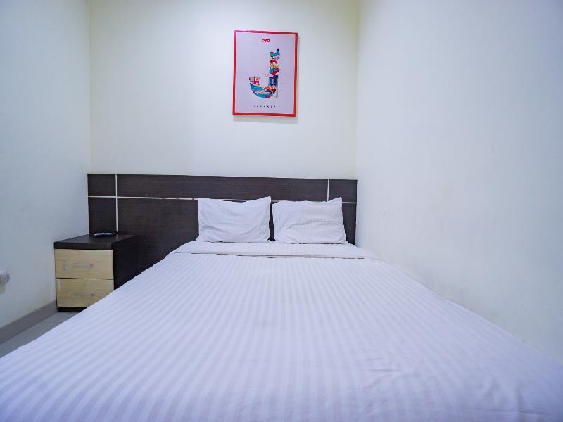 Oyo 2357 Syariah Grand Raudhah Hotel Jakarta Ngoại thất bức ảnh
